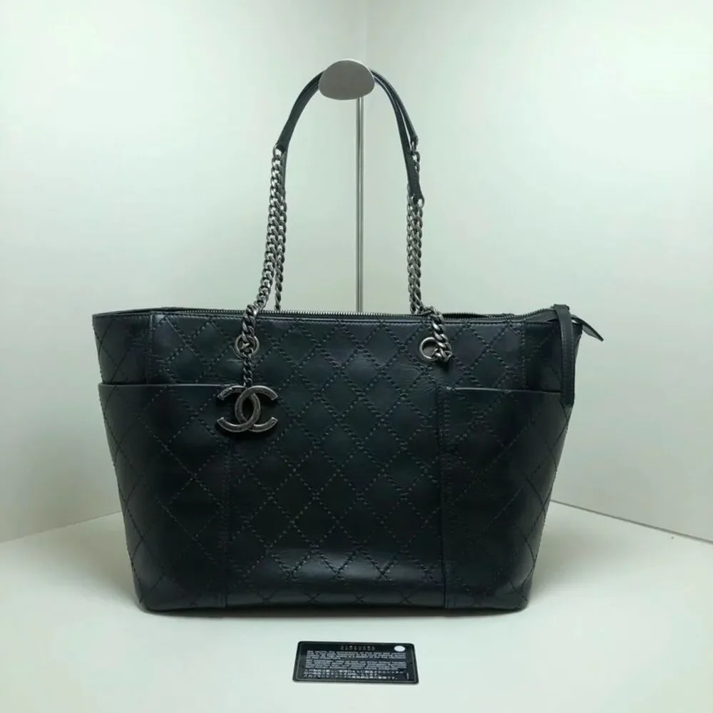 Chanel Women Pre-Loved Bag Very Good Condition